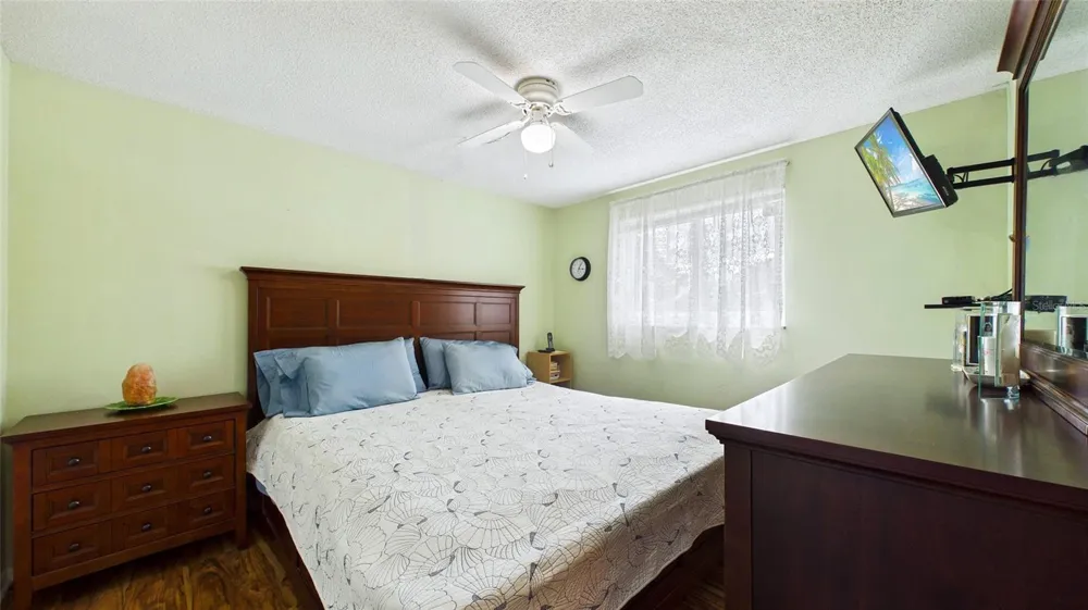 2809 EDENWOOD STREET Clearwater, FL 33759