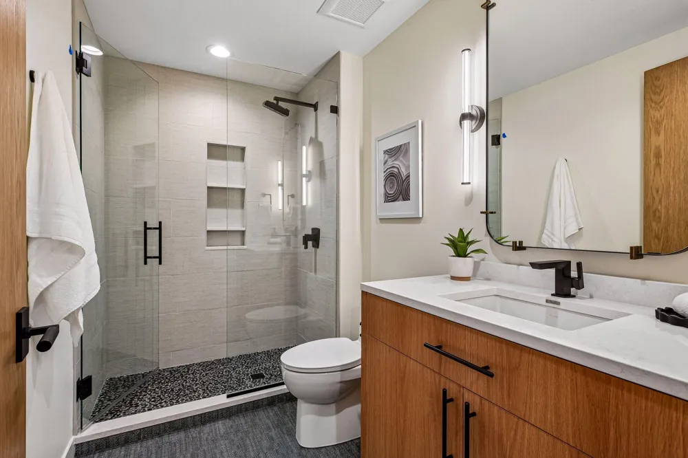 150 Broadway Avenue S #3C Wayzata, MN 55391