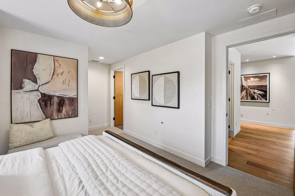 150 Broadway Avenue S #3C Wayzata, MN 55391