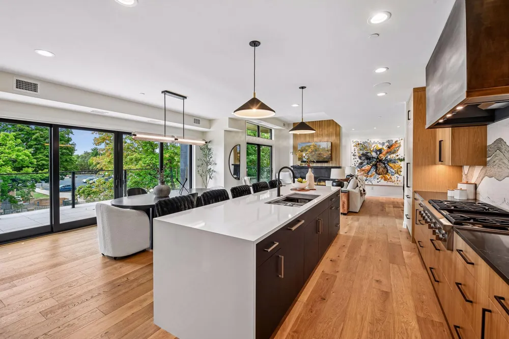 150 Broadway Avenue S #3C Wayzata, MN 55391