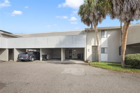 1412 OAK PLACE #J