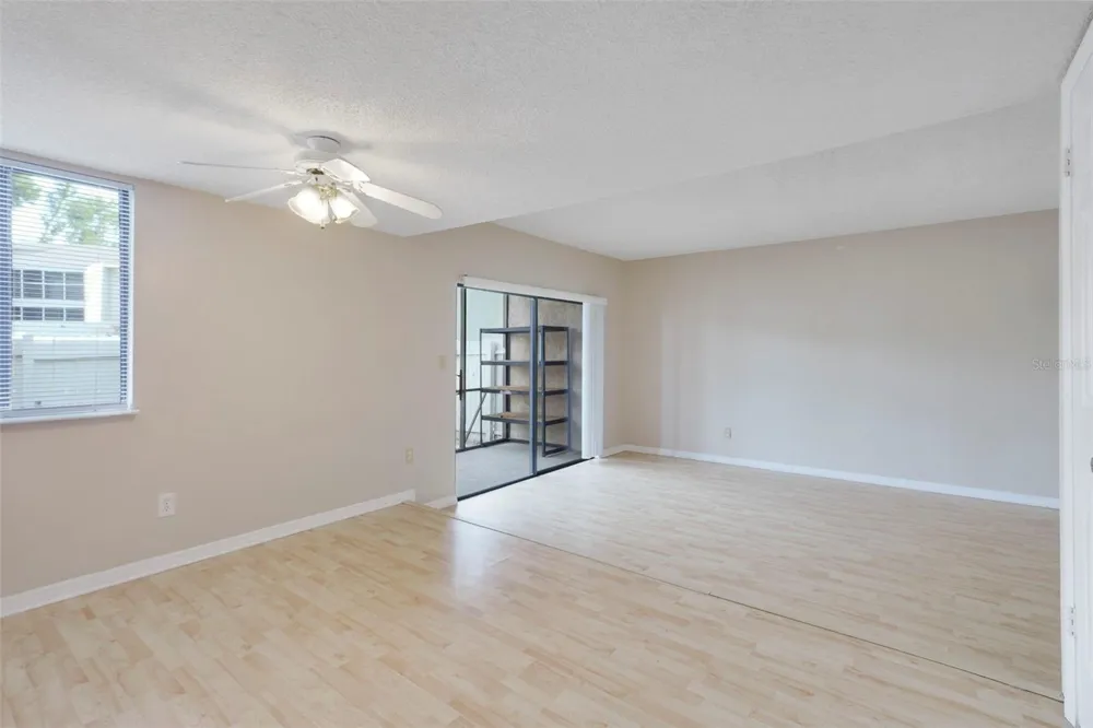1412 OAK PLACE #J Apopka, FL 32712