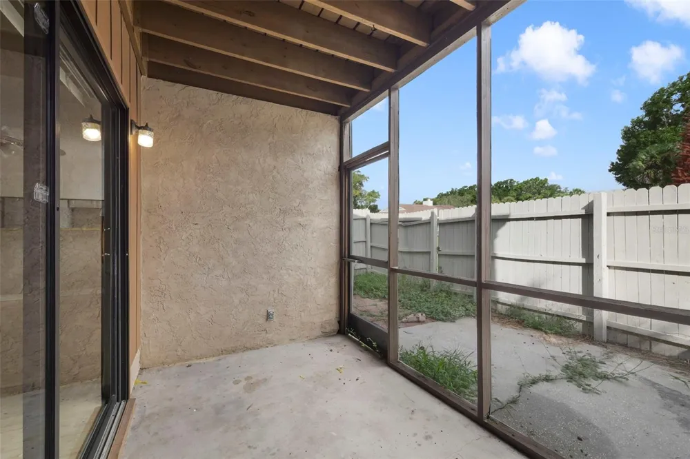 1412 OAK PLACE #J Apopka, FL 32712