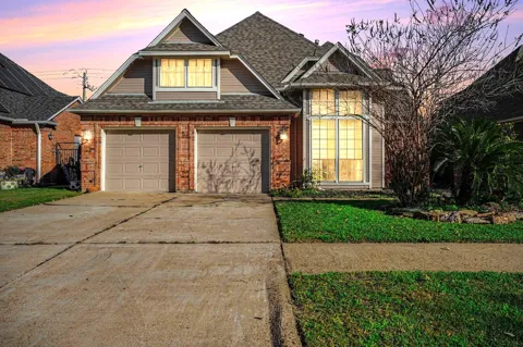 1321 Garden Court