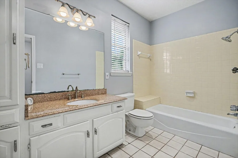1321 Garden Court Deer Park, TX 77536