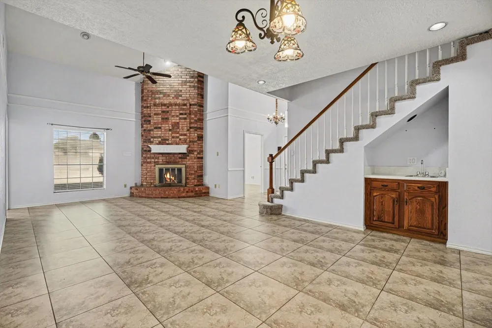 1321 Garden Court Deer Park, TX 77536