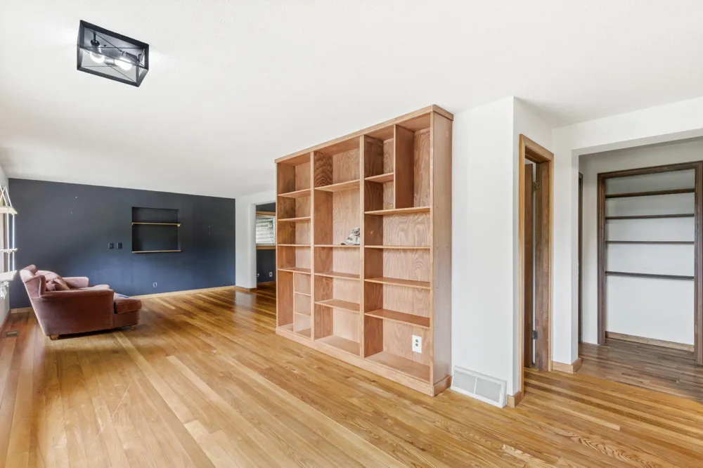 19603 Cinder Road Interlochen, MI 49643