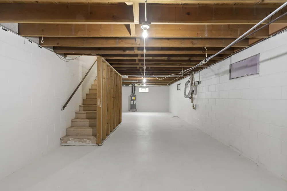19603 Cinder Road Interlochen, MI 49643