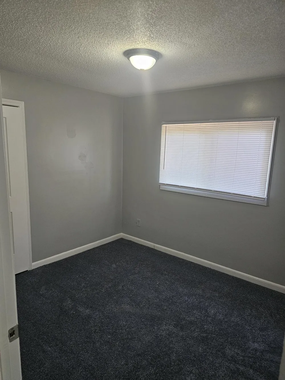 18331 Burgess Detroit, MI 48219