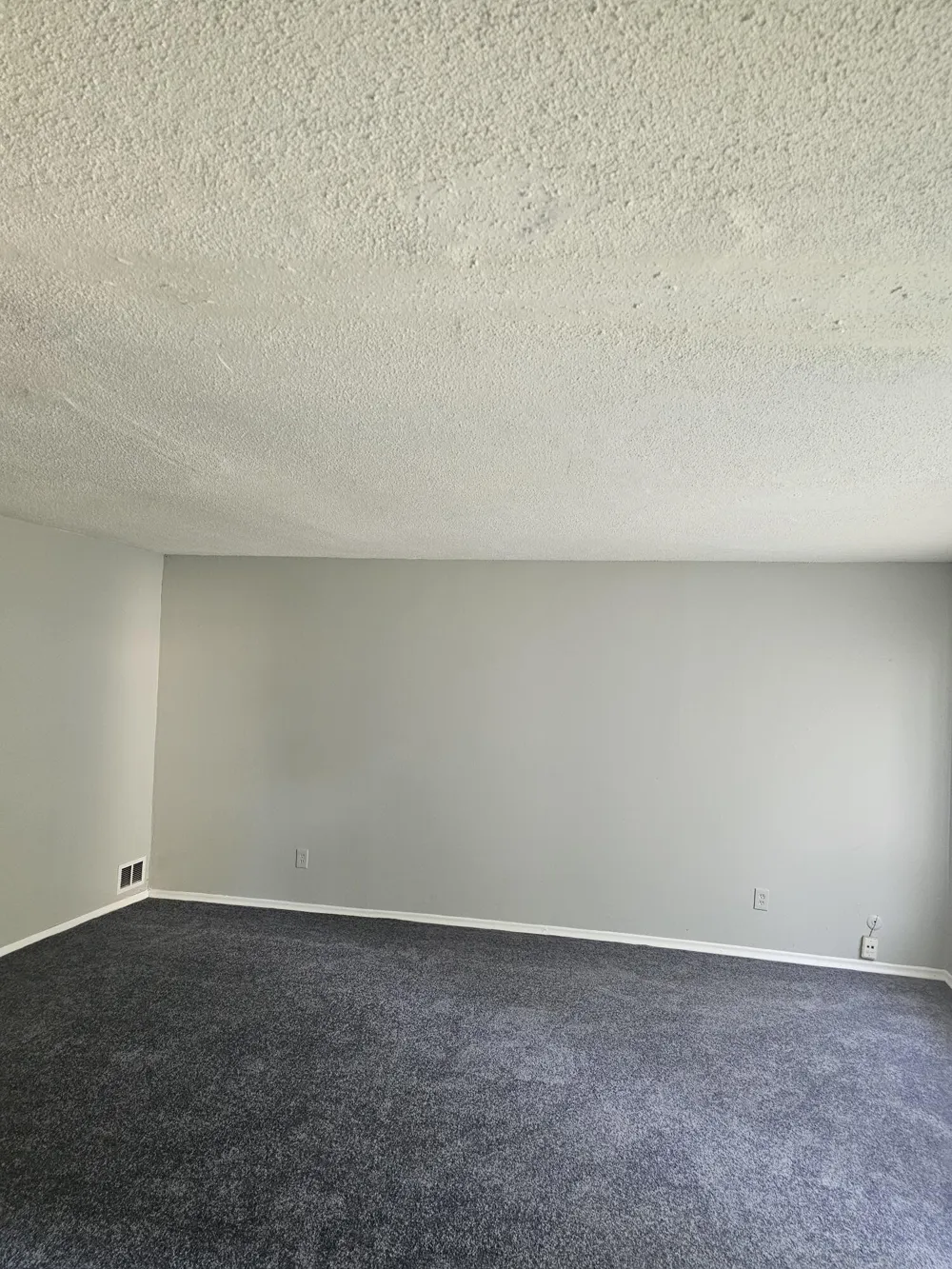 18331 Burgess Detroit, MI 48219