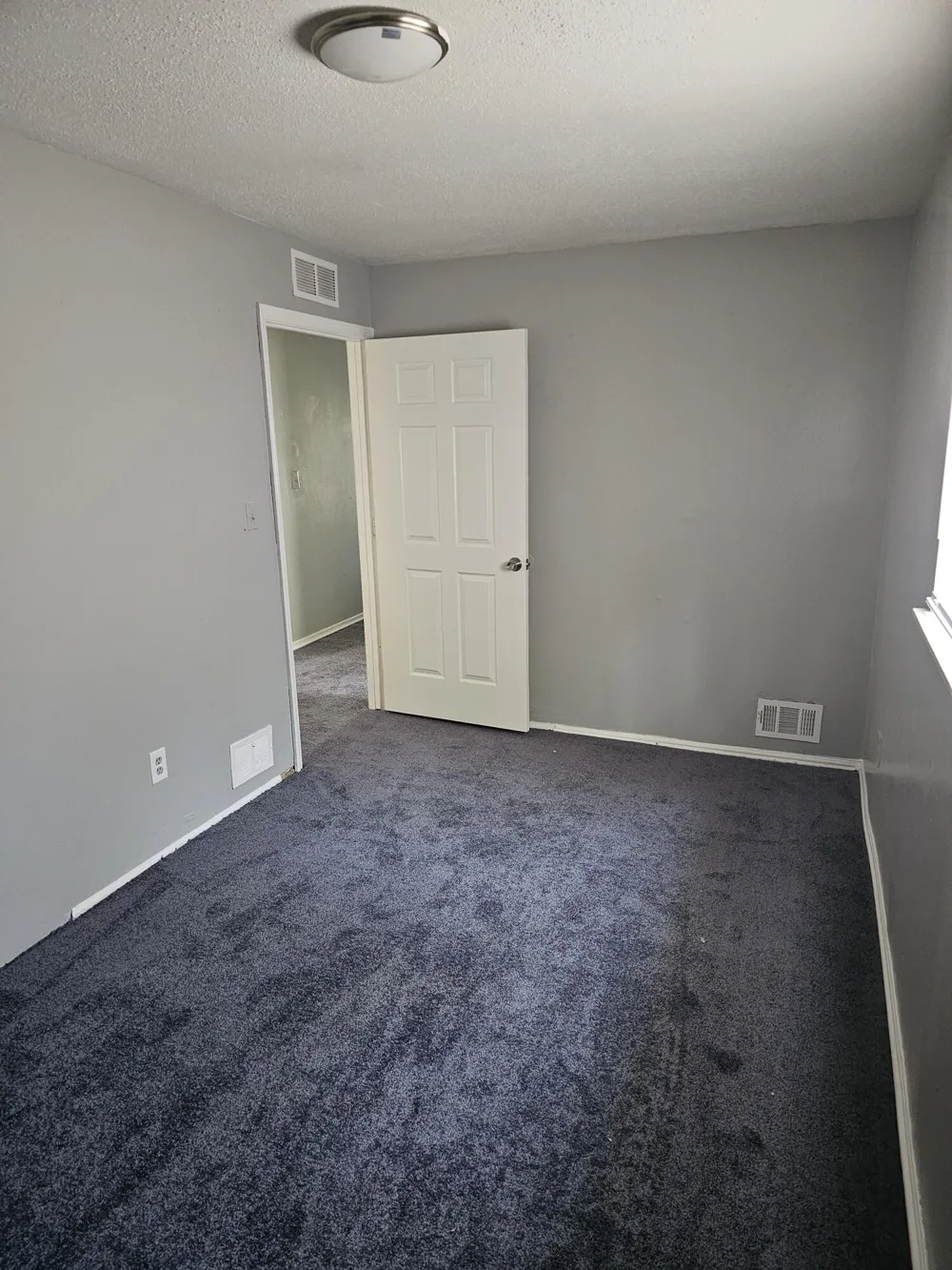 18331 Burgess Detroit, MI 48219