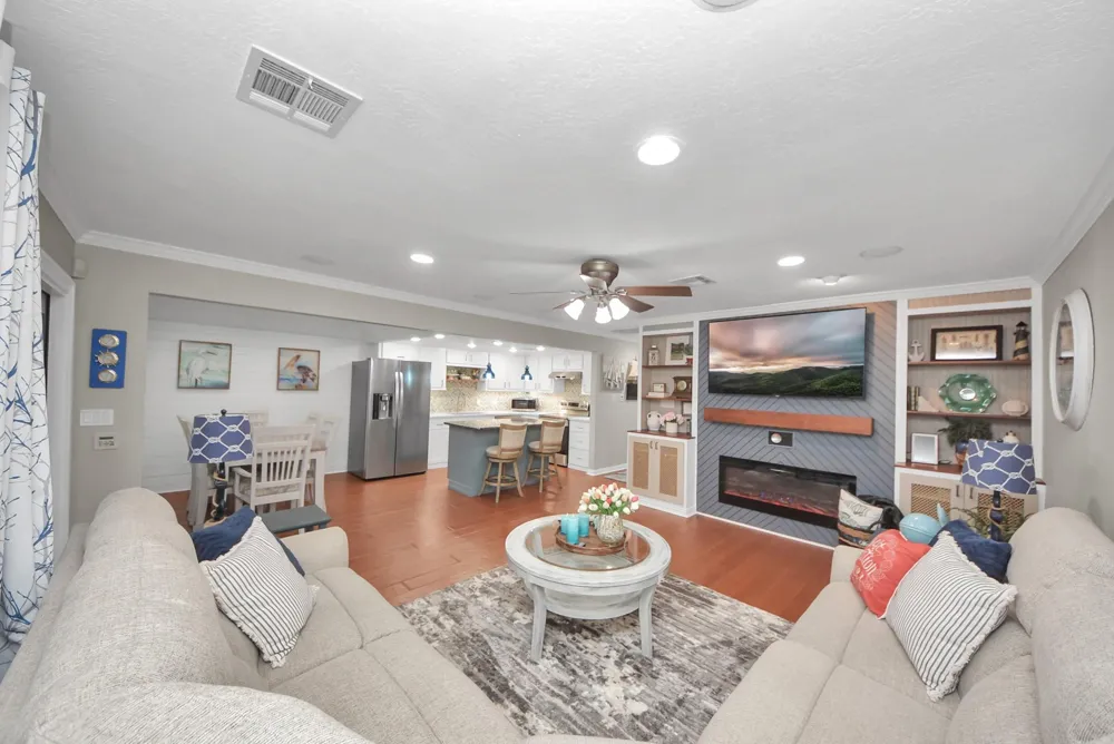 813 Paradise Lane Montgomery, TX 77356