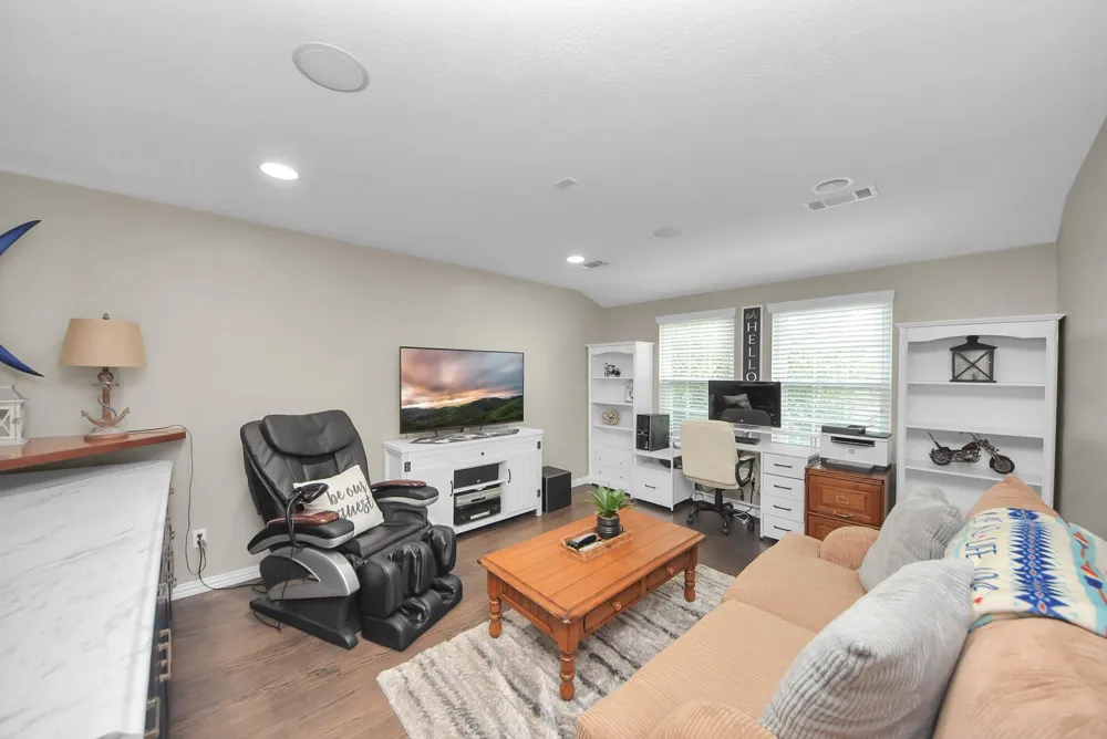 813 Paradise Lane Montgomery, TX 77356