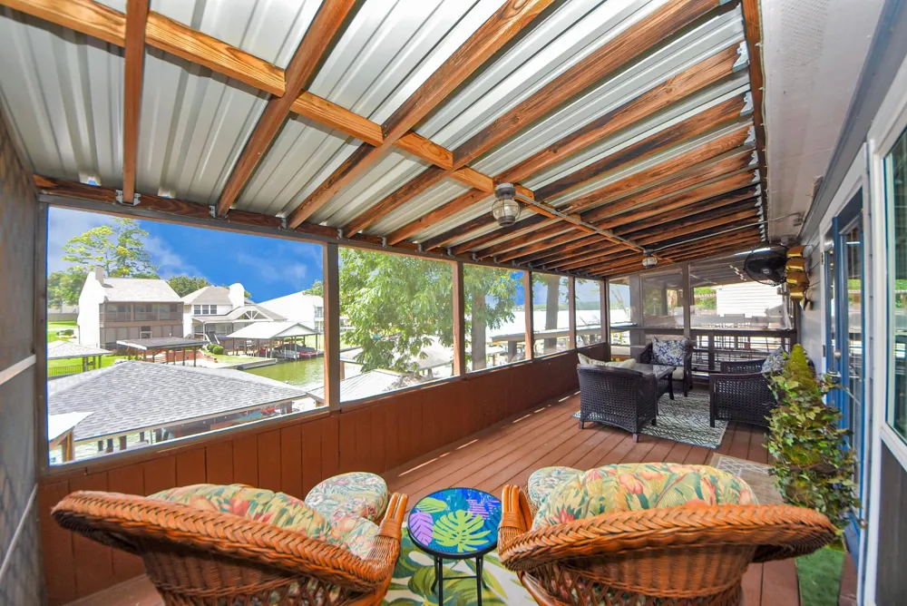 813 Paradise Lane Montgomery, TX 77356