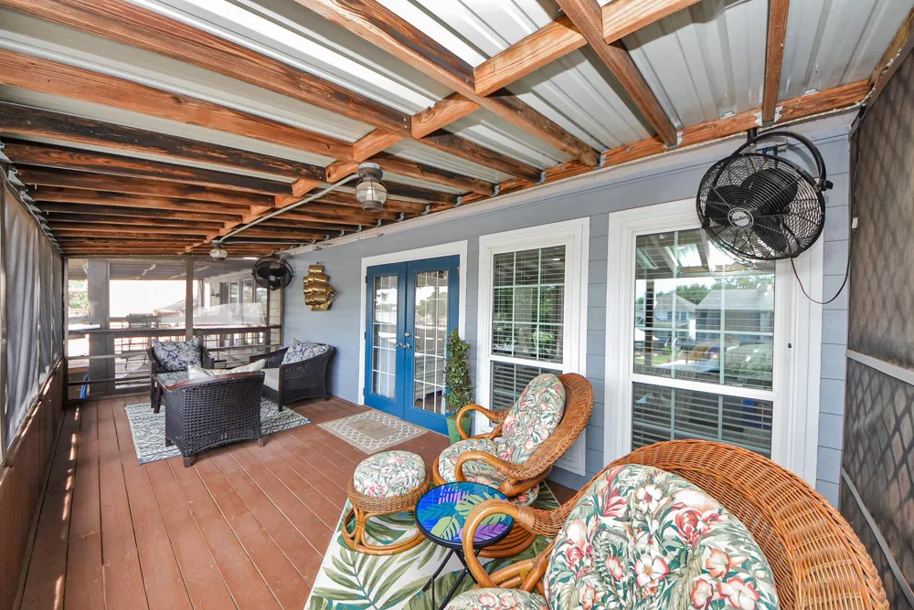 813 Paradise Lane Montgomery, TX 77356