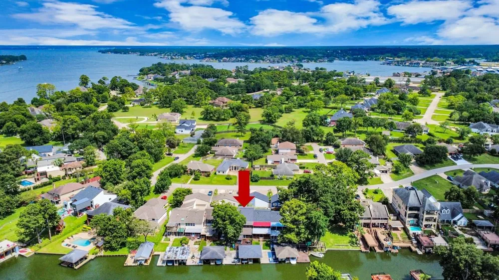 813 Paradise Lane Montgomery, TX 77356
