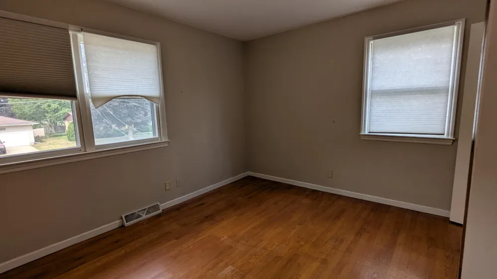 3036 Perry Avenue SW Wyoming, MI 49519
