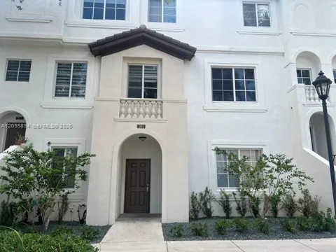 5030 SW 126th Ave #201
