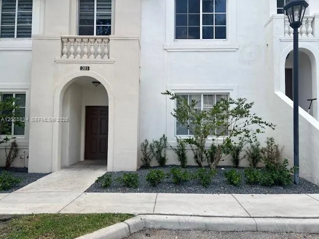 5030 SW 126th Ave #201 Miramar, FL 33027