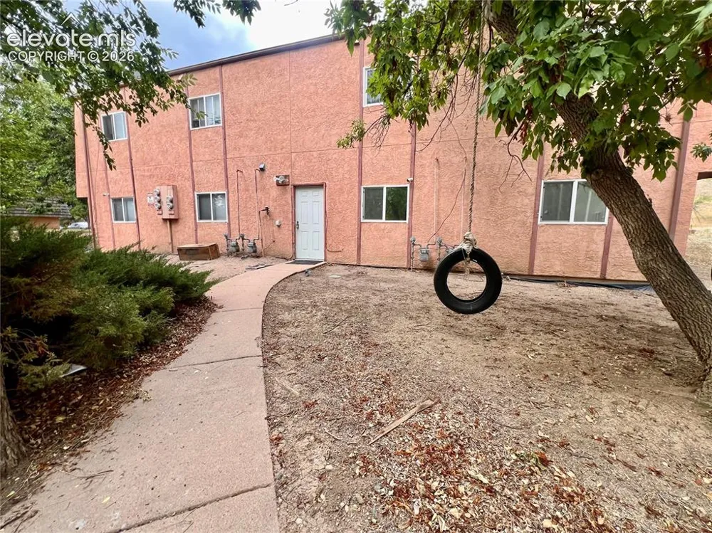 533-539 Superior Street Colorado Springs, CO 80904