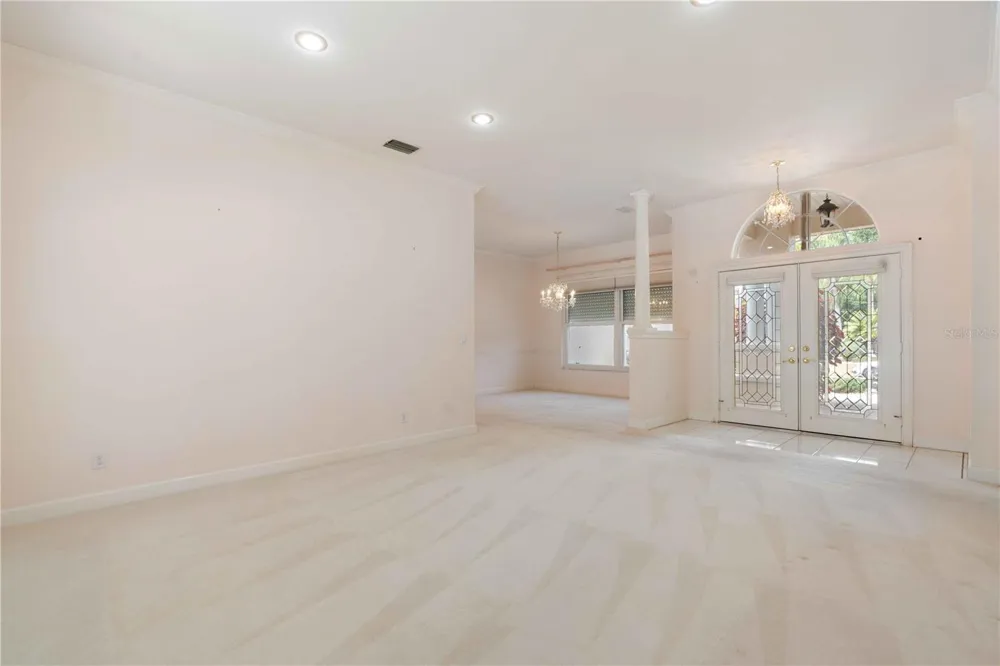 2122 PLATINUM DRIVE Sun City Center, FL 33573