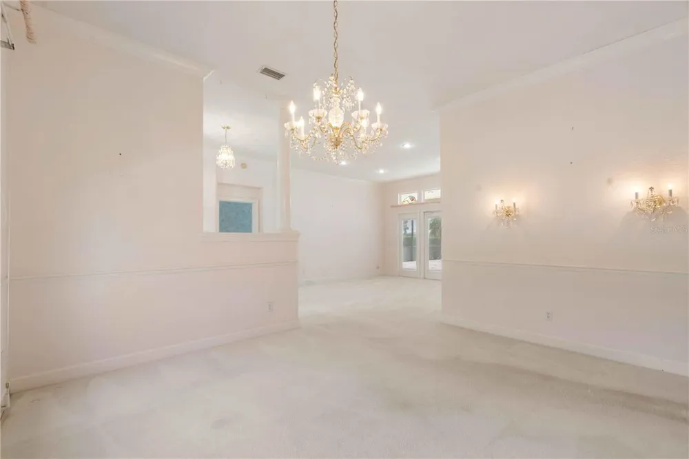 2122 PLATINUM DRIVE Sun City Center, FL 33573