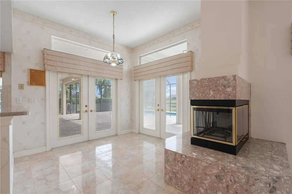 2122 PLATINUM DRIVE Sun City Center, FL 33573