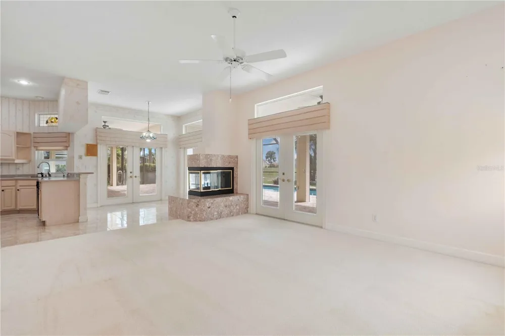 2122 PLATINUM DRIVE Sun City Center, FL 33573