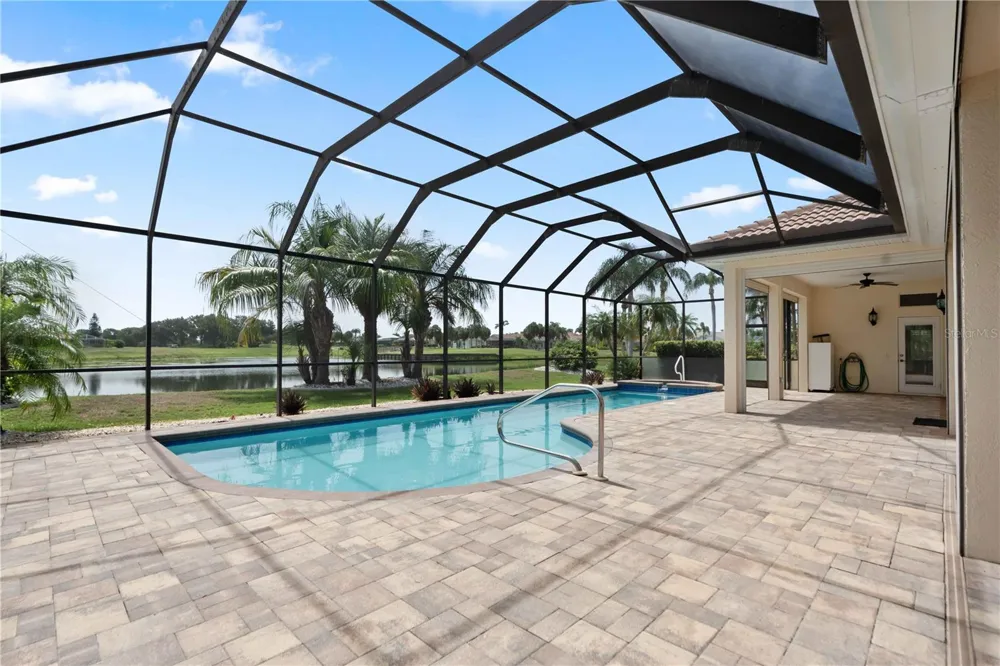 2122 PLATINUM DRIVE Sun City Center, FL 33573