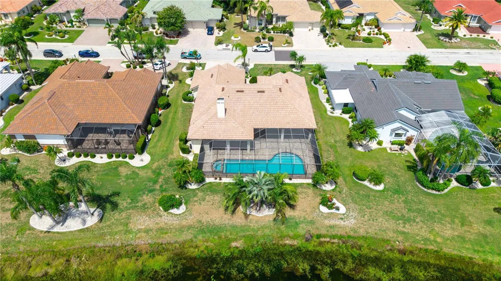 2122 PLATINUM DRIVE Sun City Center, FL 33573