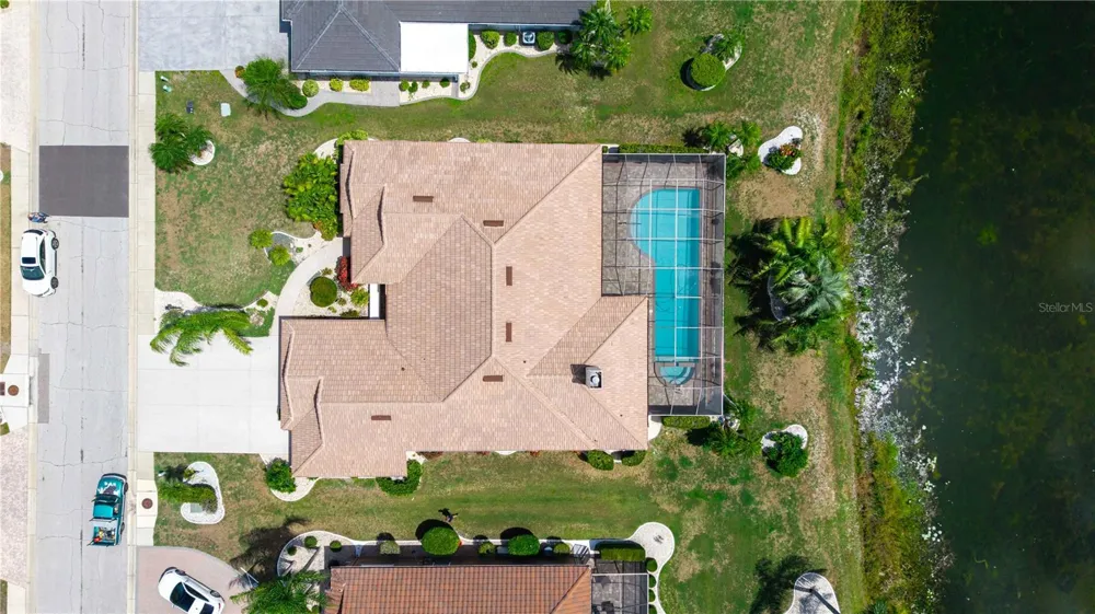 2122 PLATINUM DRIVE Sun City Center, FL 33573