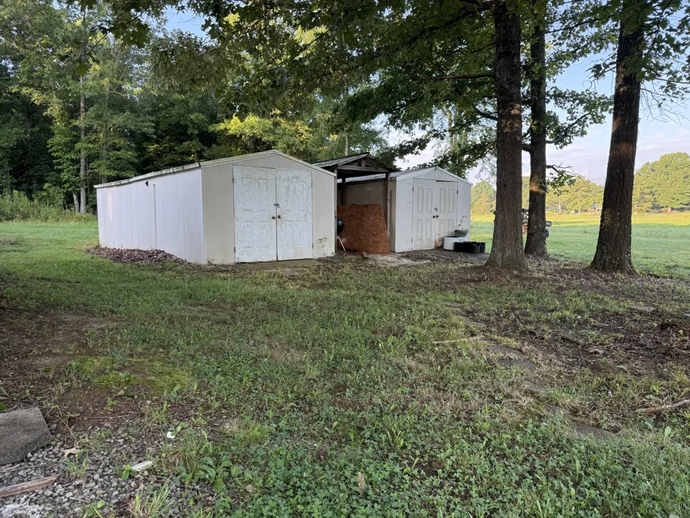 161 Hopkins Bridge Rd Unionville, TN 37180
