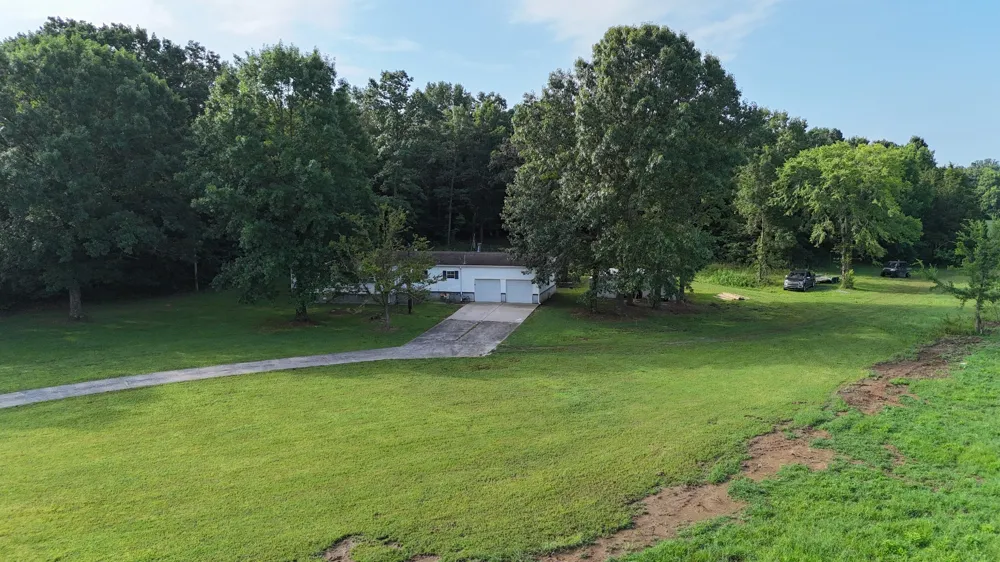 161 Hopkins Bridge Rd Unionville, TN 37180