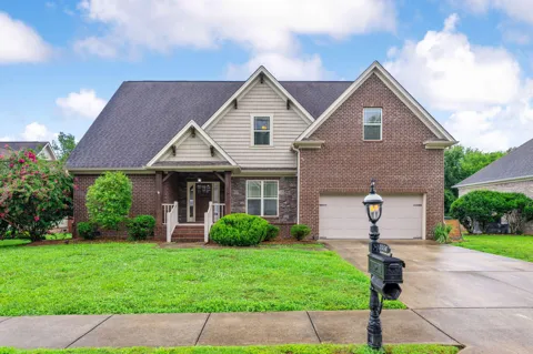 1550 Courtland Drive