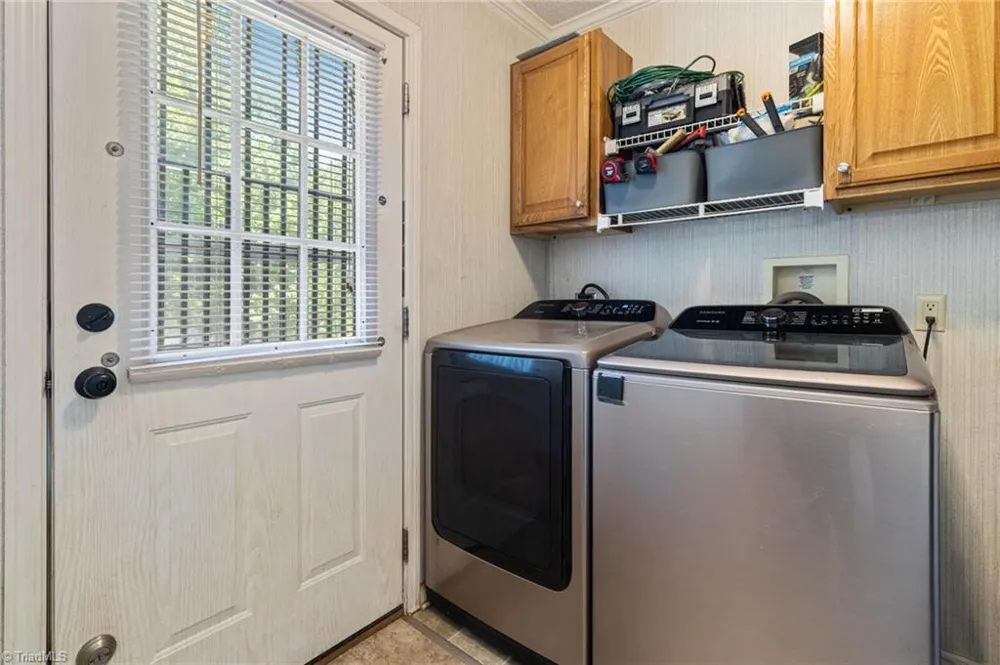3286 Nc Highway 54 Haw River, NC 27258