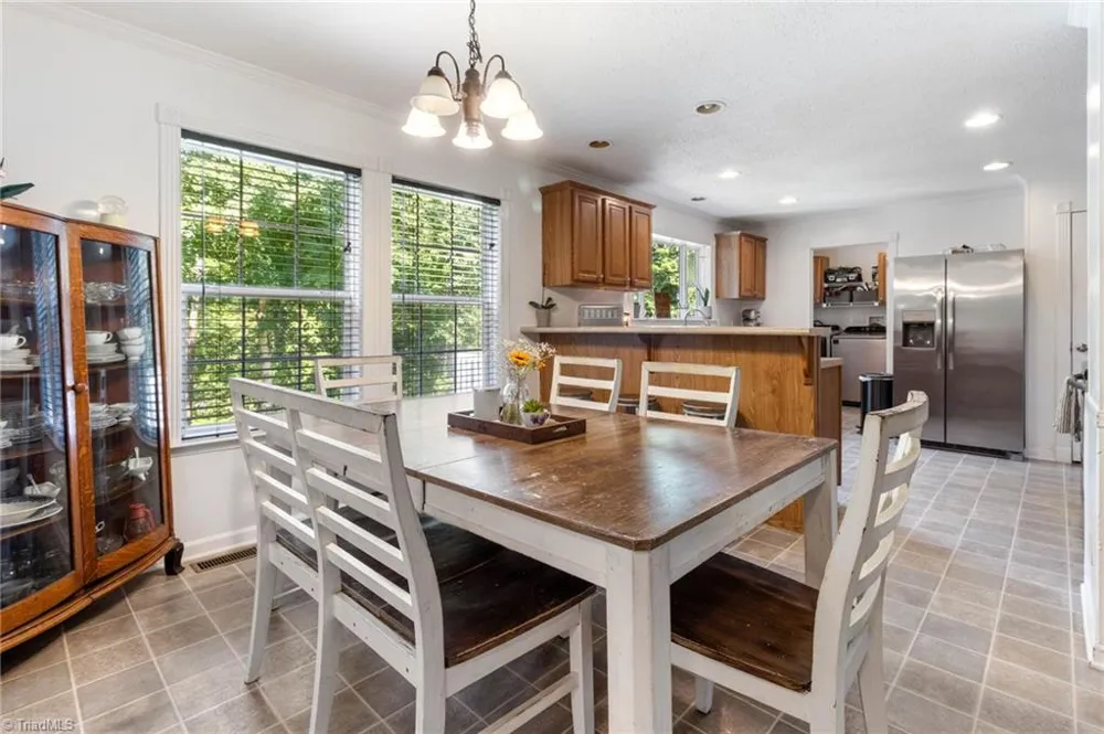 3286 Nc Highway 54 Haw River, NC 27258