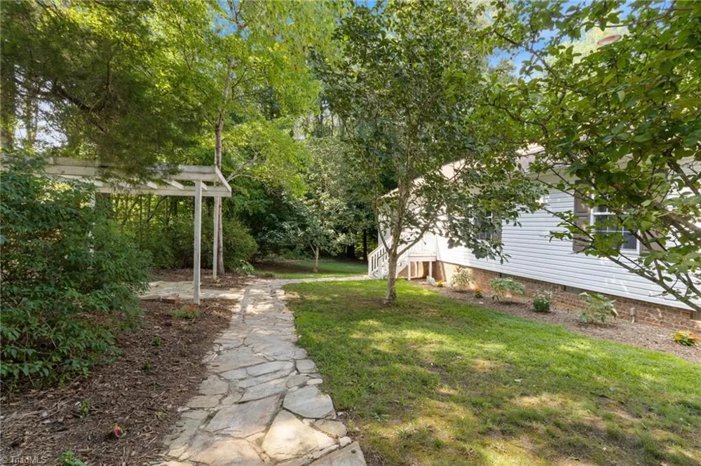 3286 Nc Highway 54 Haw River, NC 27258