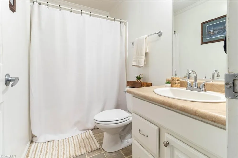 3286 Nc Highway 54 Haw River, NC 27258
