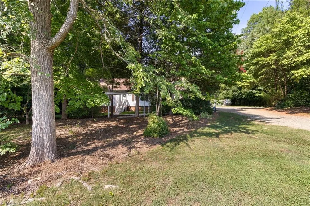 3286 Nc Highway 54 Haw River, NC 27258