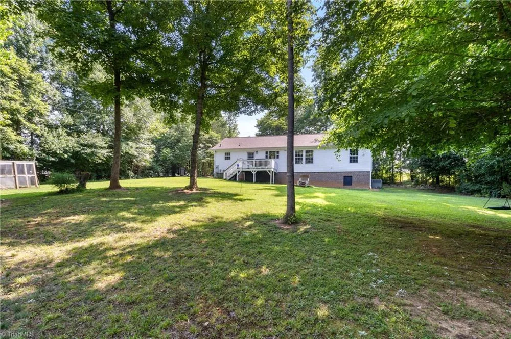 3286 Nc Highway 54 Haw River, NC 27258