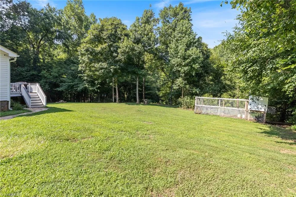 3286 Nc Highway 54 Haw River, NC 27258