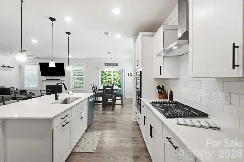 6042 Sylvan Drive Denver, NC 28037
