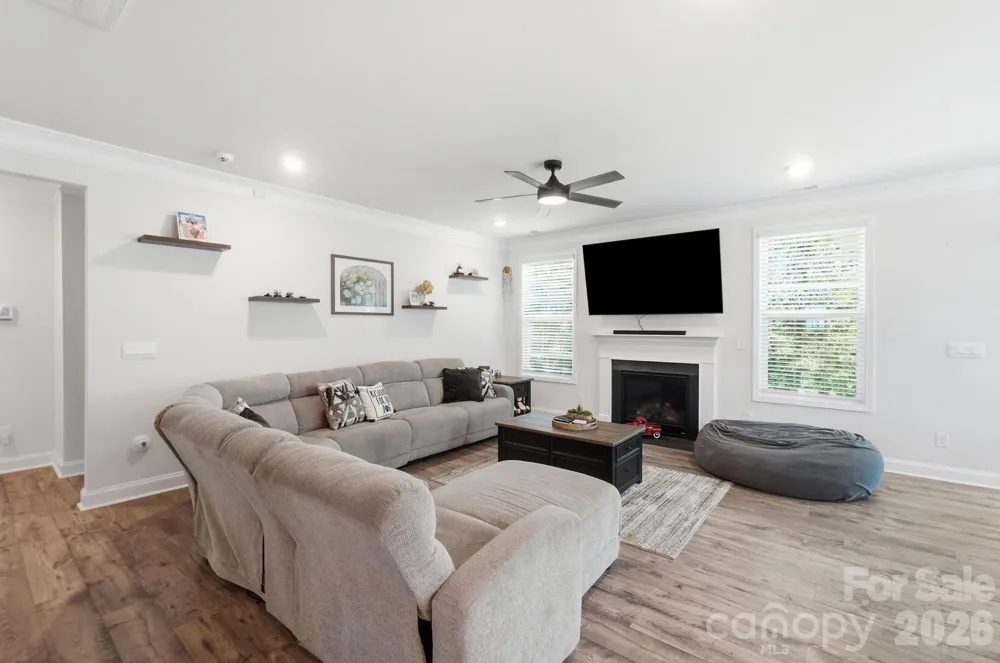 6042 Sylvan Drive Denver, NC 28037