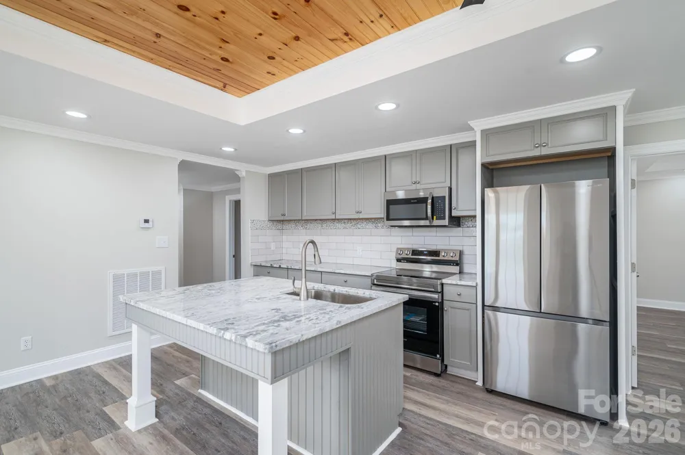 1719 S Lafayette Street Shelby, NC 28152