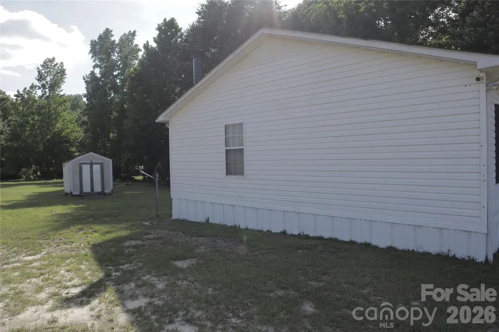 179 W Hilltop Lane Jefferson, SC 29718
