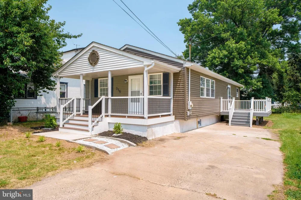 316 NEWPORT ROAD Bristol, PA 19007