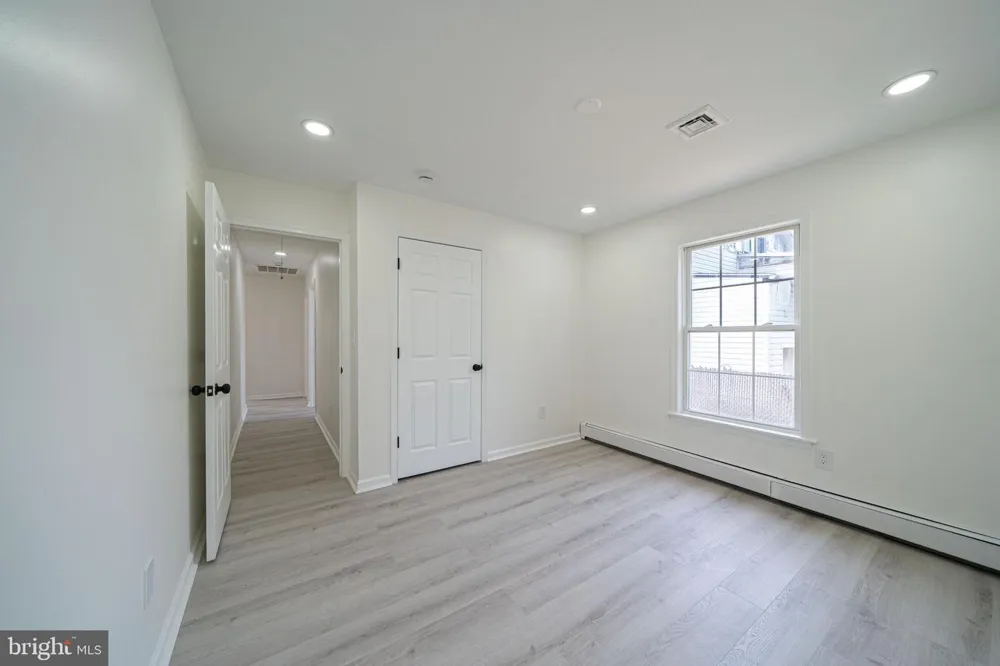 316 NEWPORT ROAD Bristol, PA 19007