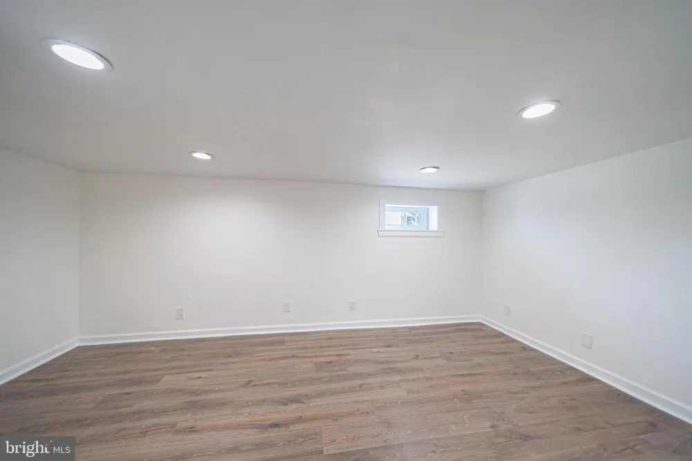 316 NEWPORT ROAD Bristol, PA 19007