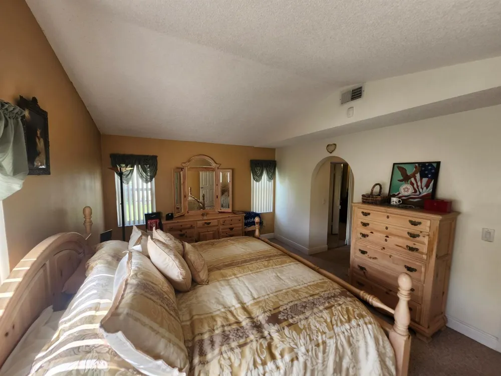 120 NW 189th Avenue Pembroke Pines, FL 33029
