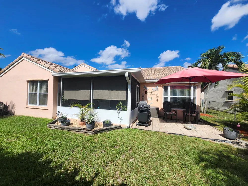 120 NW 189th Avenue Pembroke Pines, FL 33029